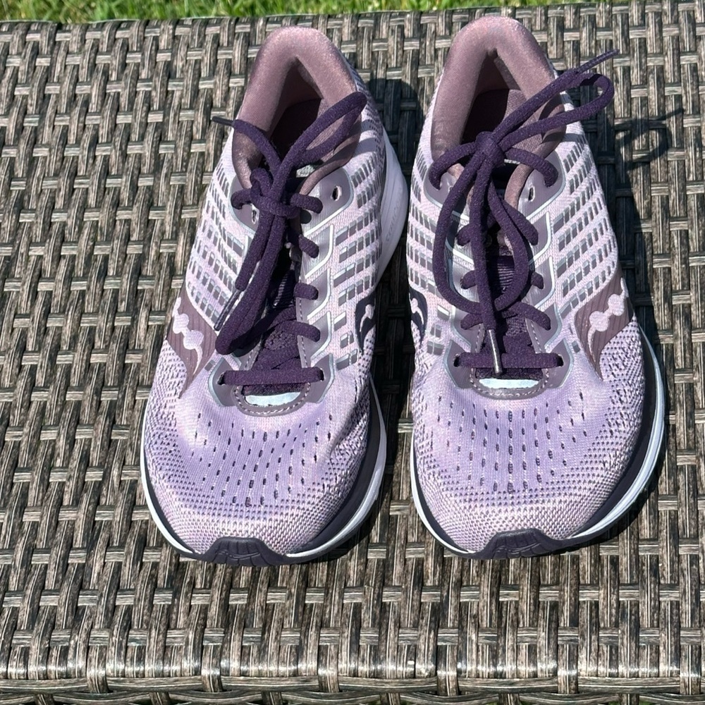 Saucony Purple Athletic Shoes with Breathable Mesh and Cushioned Sole